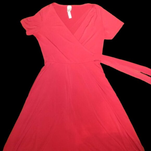 Red Flowly Dress - Picture 1 of 4